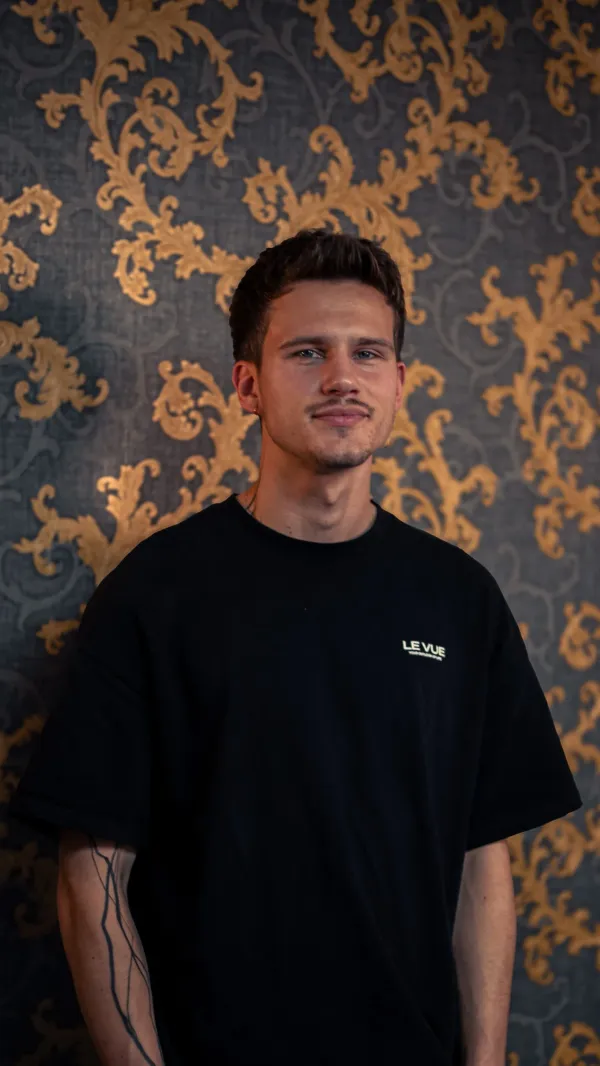 Tomáš Václavík – Senior Barber v Grand Barber Shop Plzeň